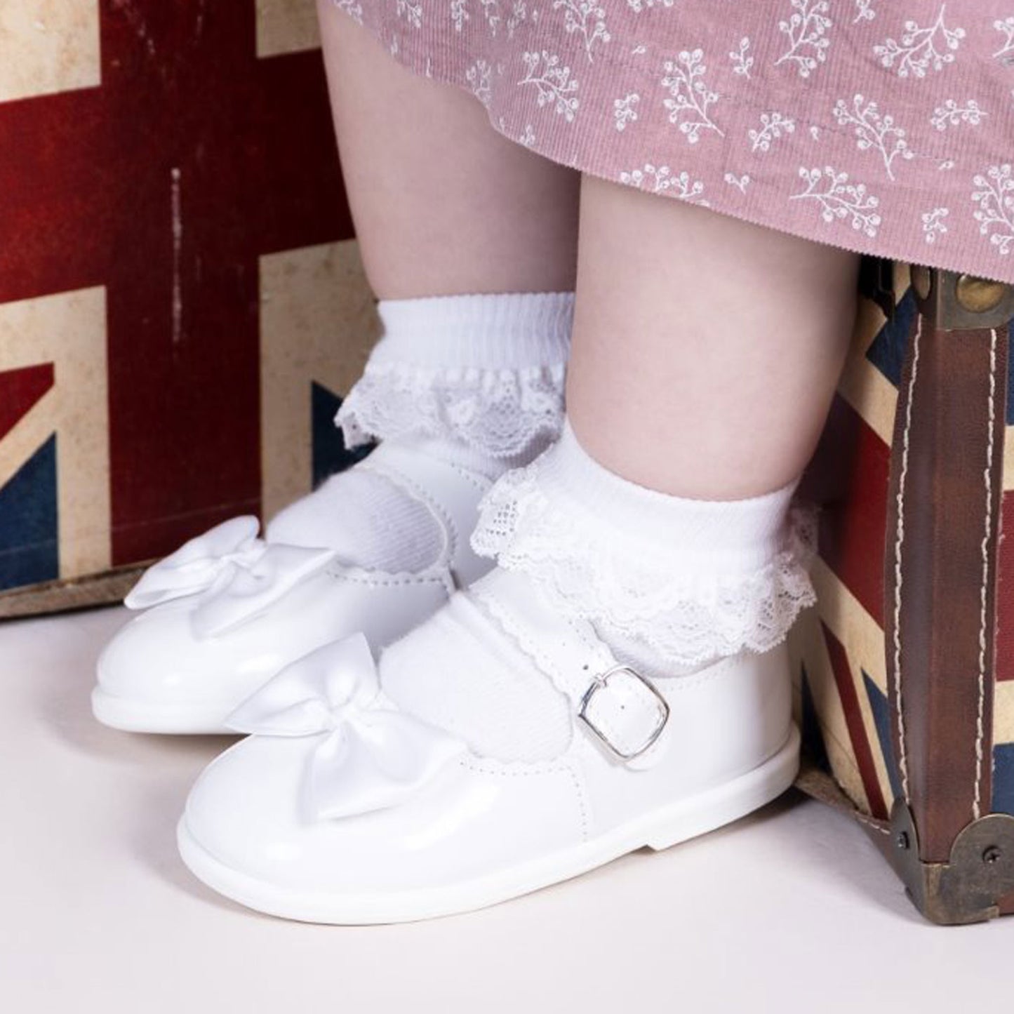 First Walker Shoes - Hard Sole White with Bow