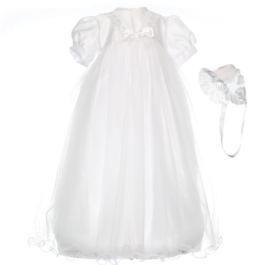 baby girls  christening gown with bonnet traditional style