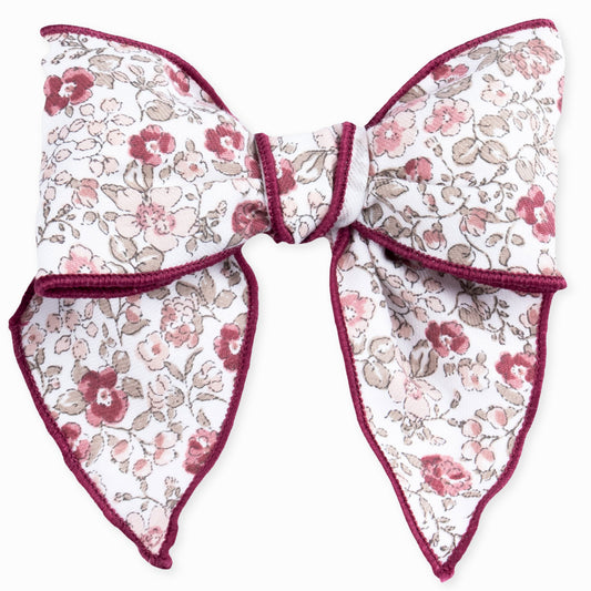 baby girls hair bow by calamaro accessory