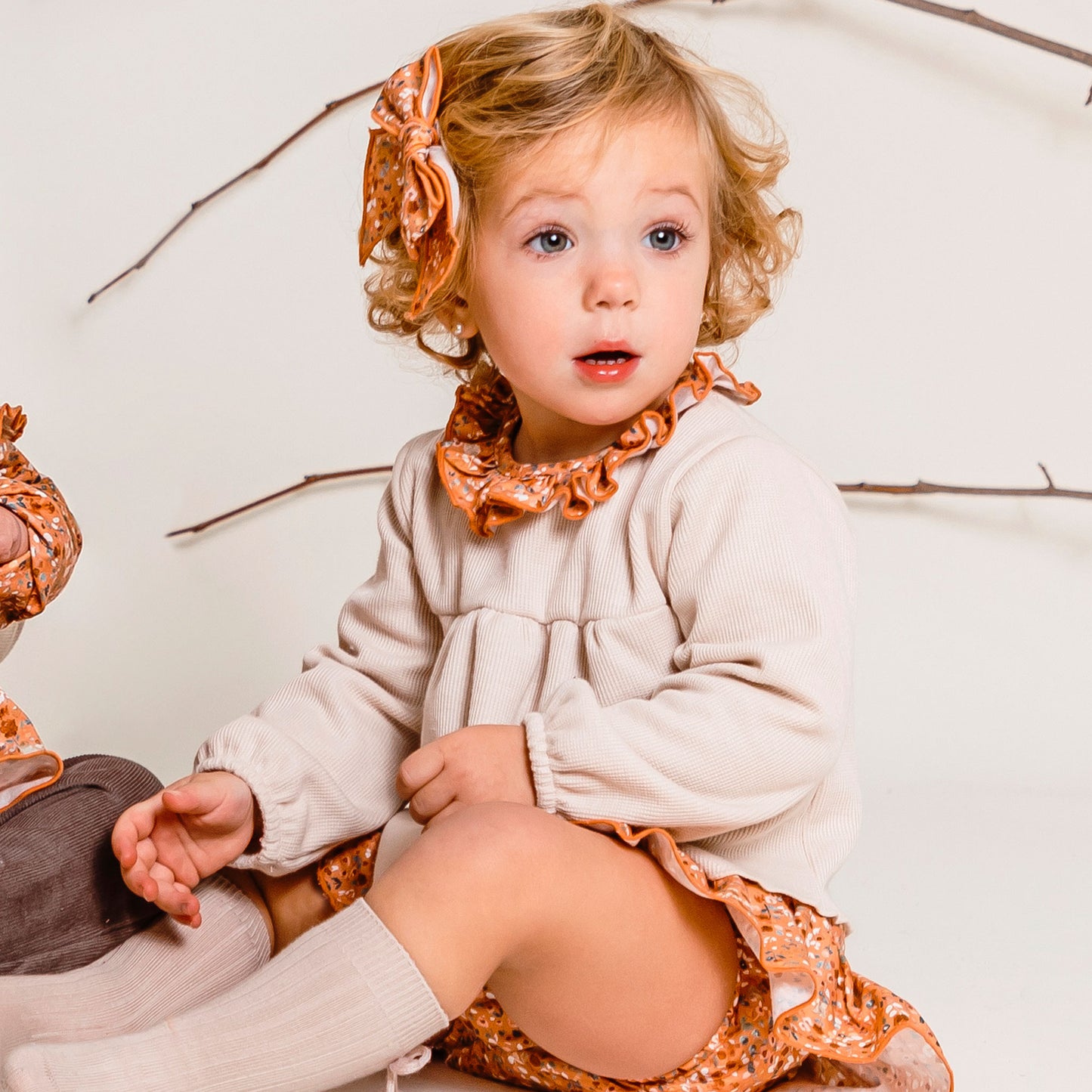 girls autumnal outfit
