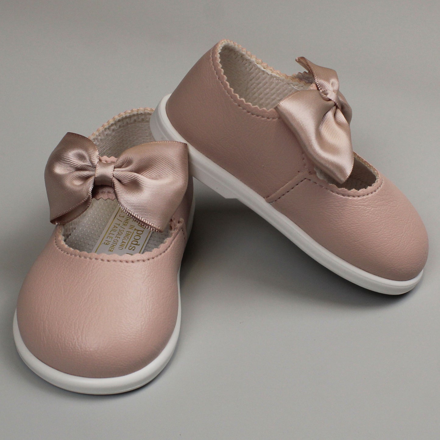 baby girls hard sole shoes