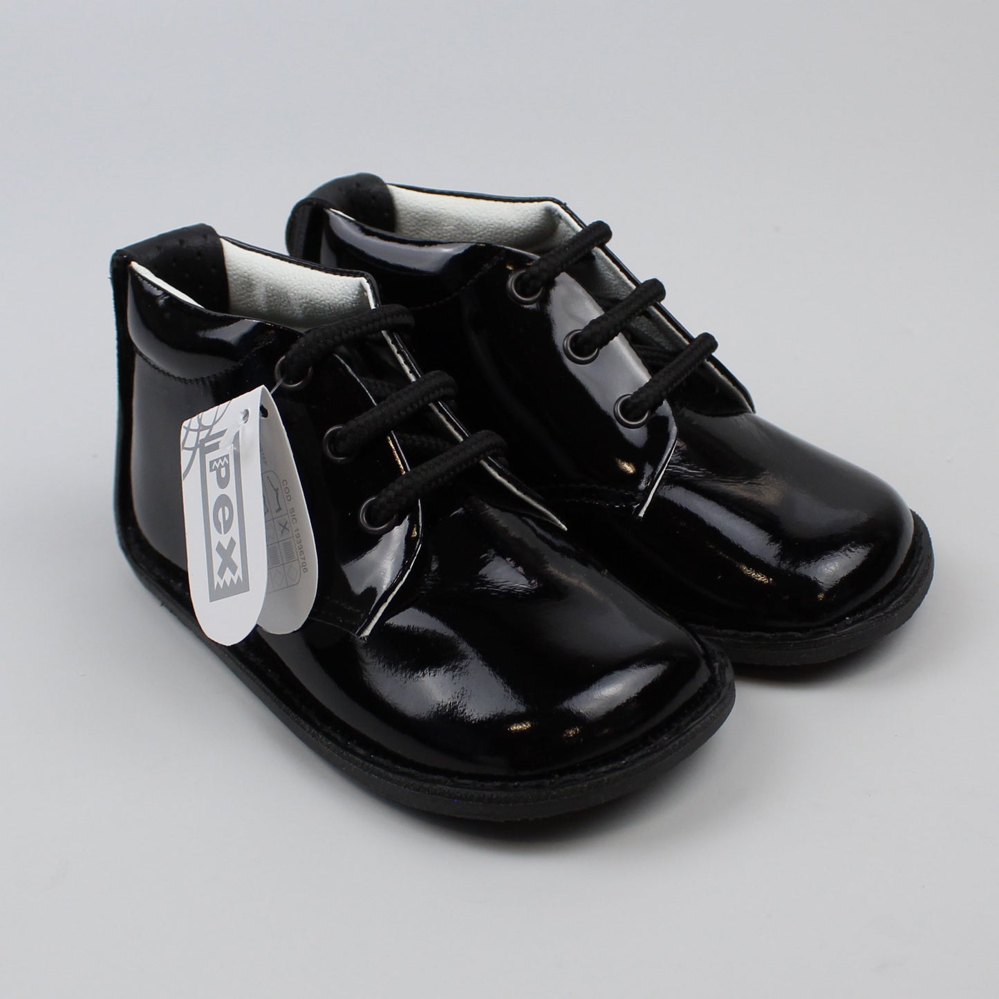 Hard Sole Laced Shoe