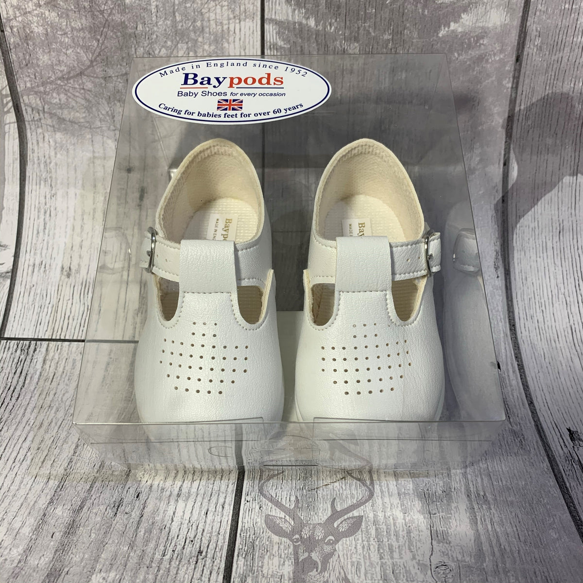 White hard bottom hot sale baby shoes