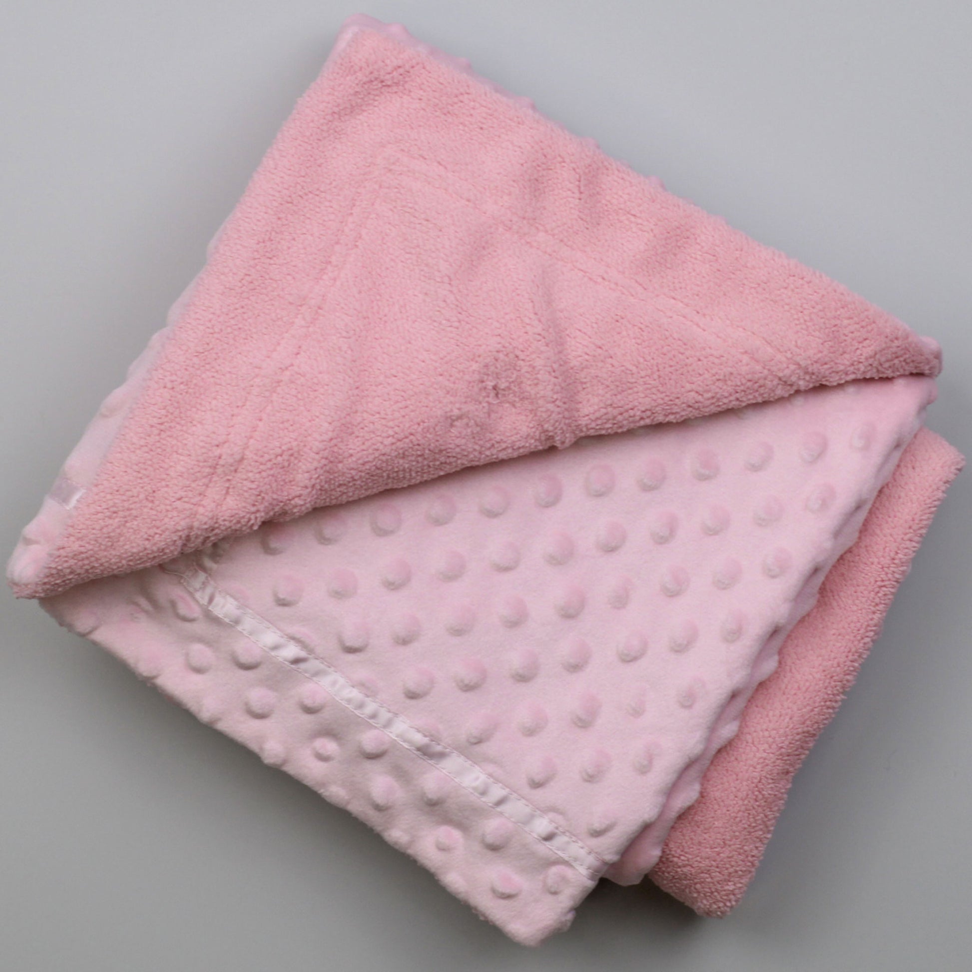 baby girls bow pink blanket
