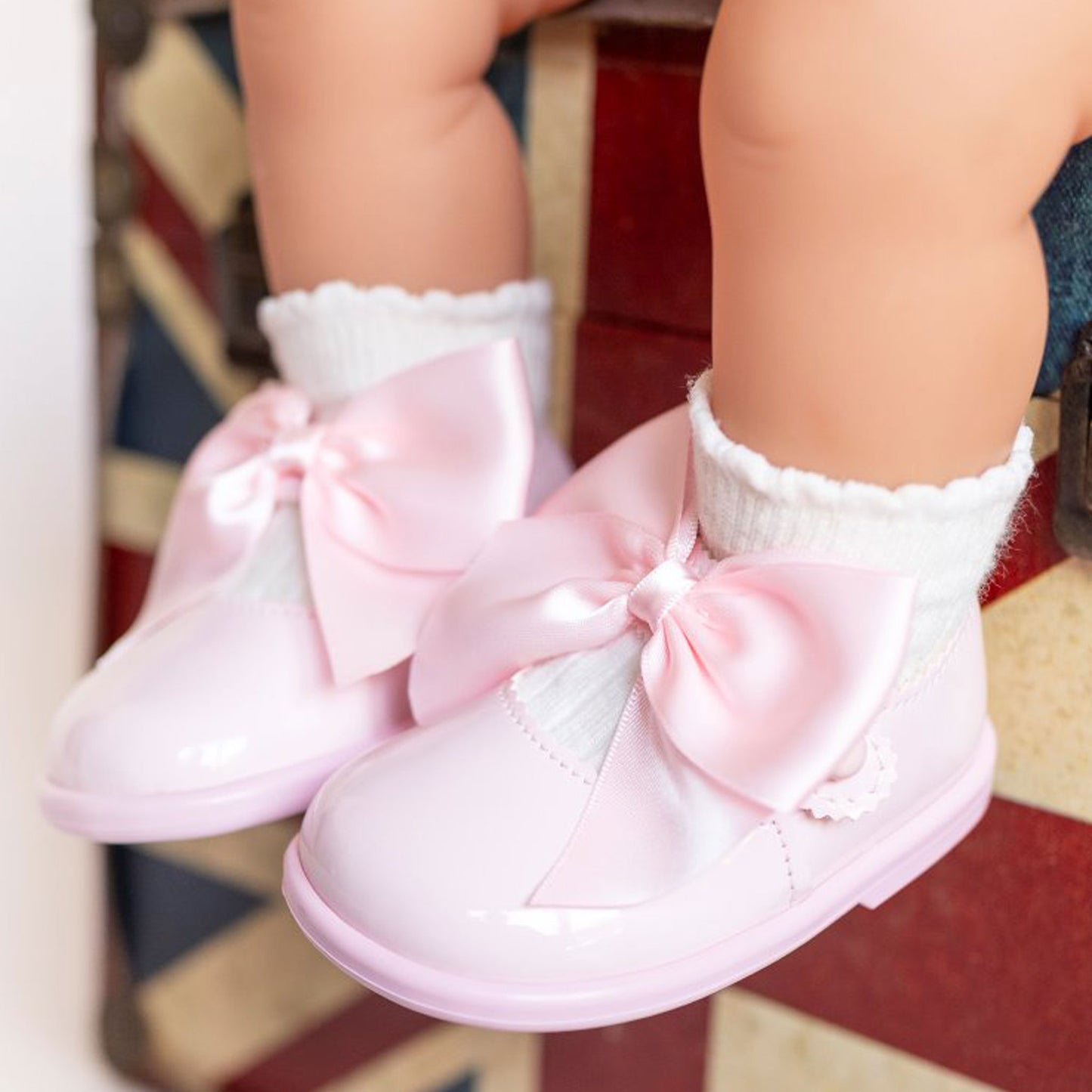 Pink Patent Baby Shoes with Satin Bow – Hard Sole
