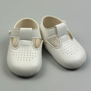 baby boys white shoes