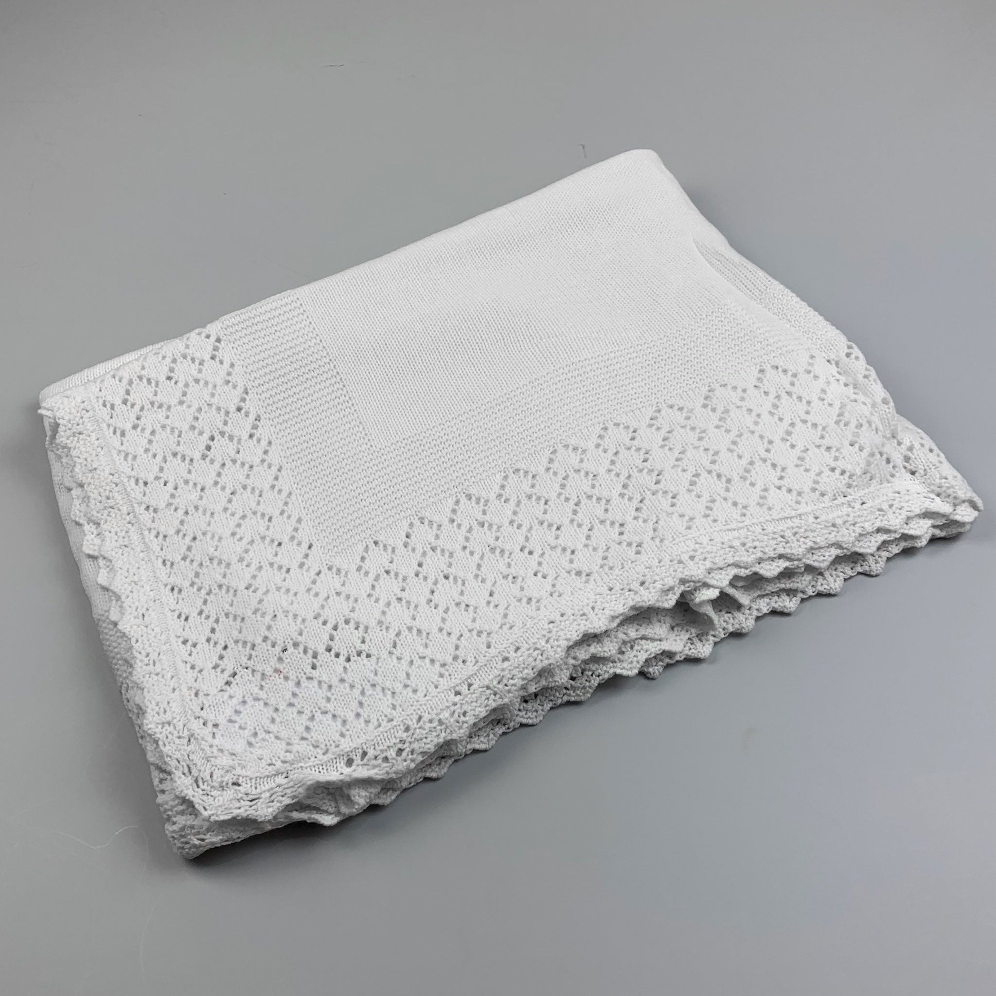 white knitted sarah louise shawl 