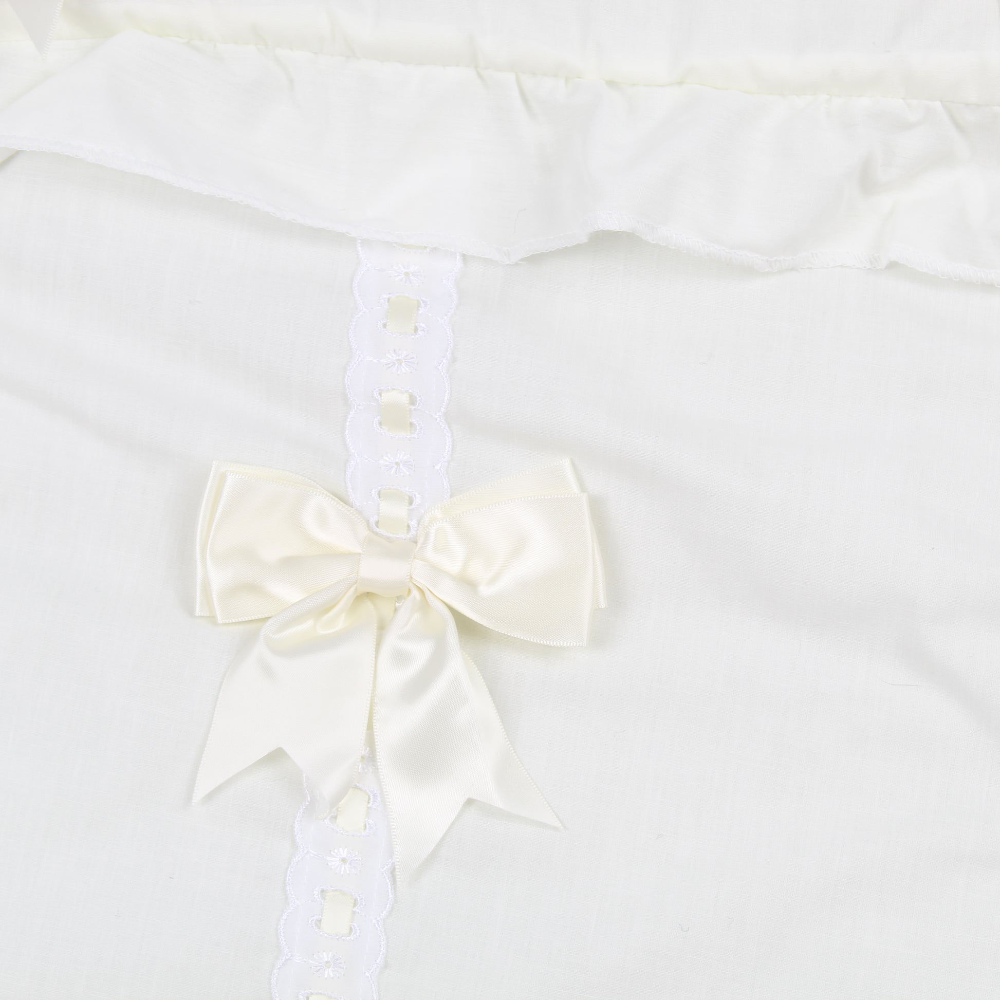 Baby cream cosy toes 