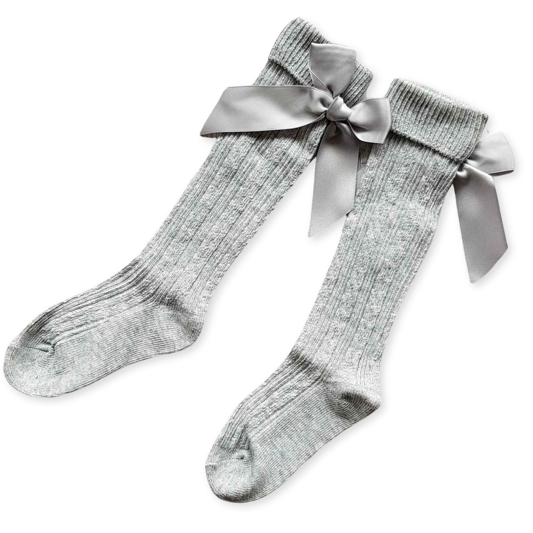 baby girl grey socks with bow
