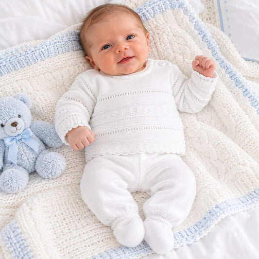 baby whte knitted 2 piece outfit by dandeion