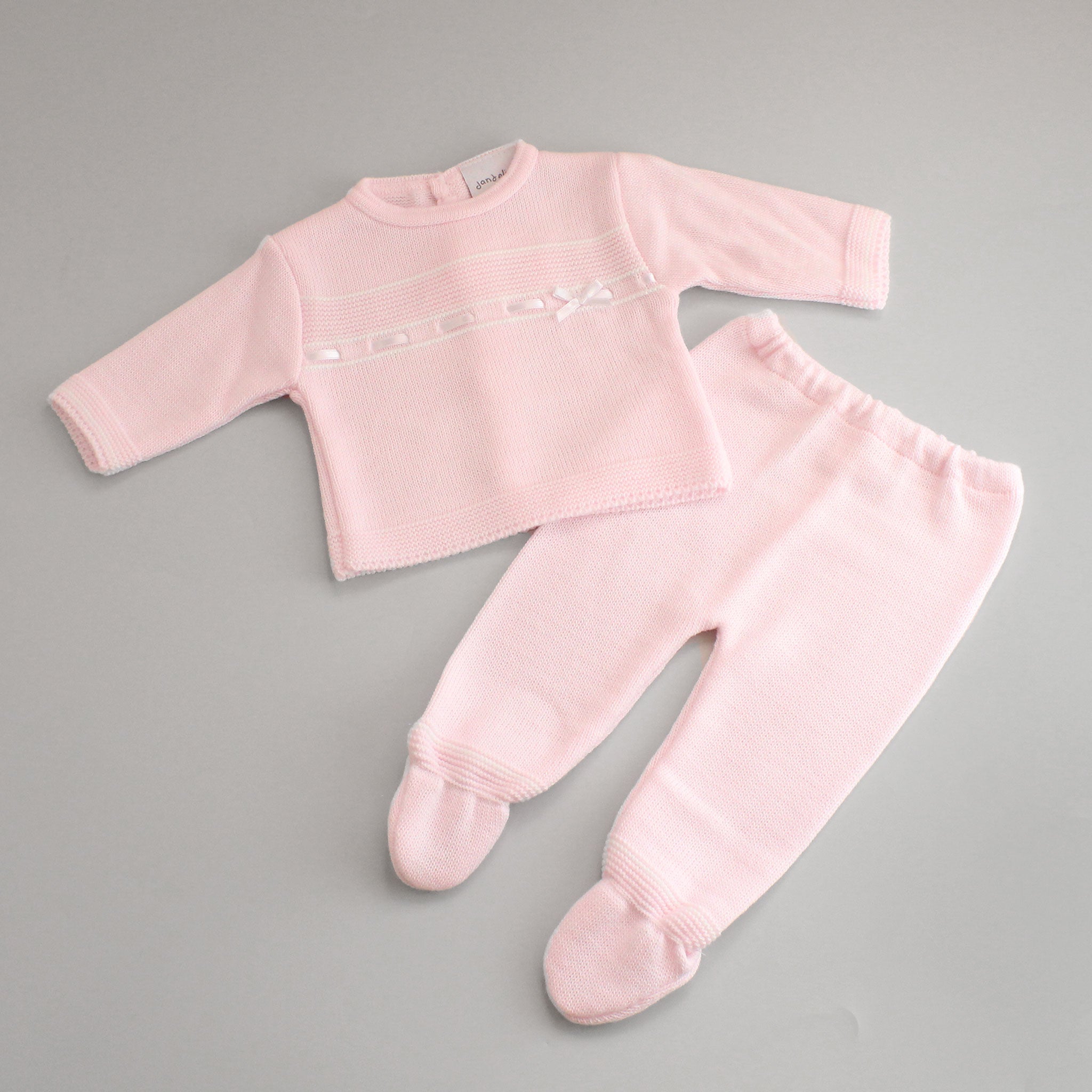 2 piece pink knitted baby outfit