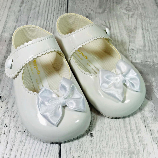 baby girl white patent pram shoes with bow