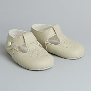 baby boy shoes beige