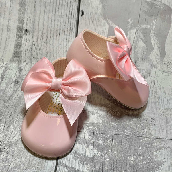 baby girls bow pink shoes