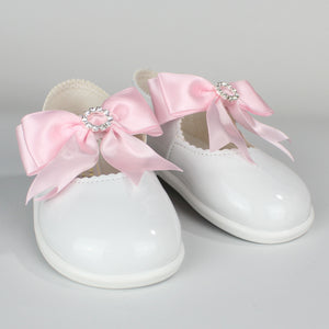baby girl shoes  with hard sole