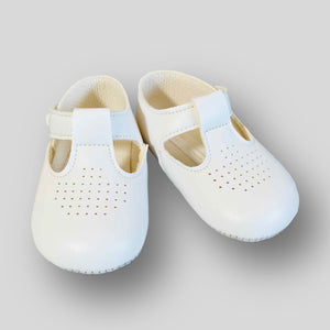 baby boy shoes white