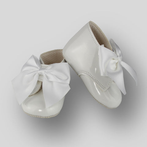 baby girls white satin bow shoes