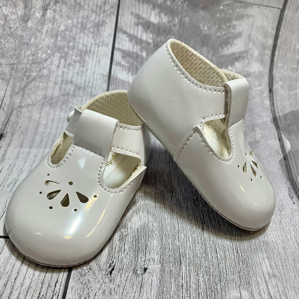 baby girl shoes white