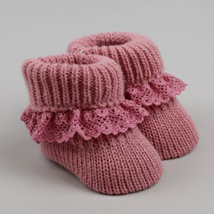 duksy pink knitted baby booties