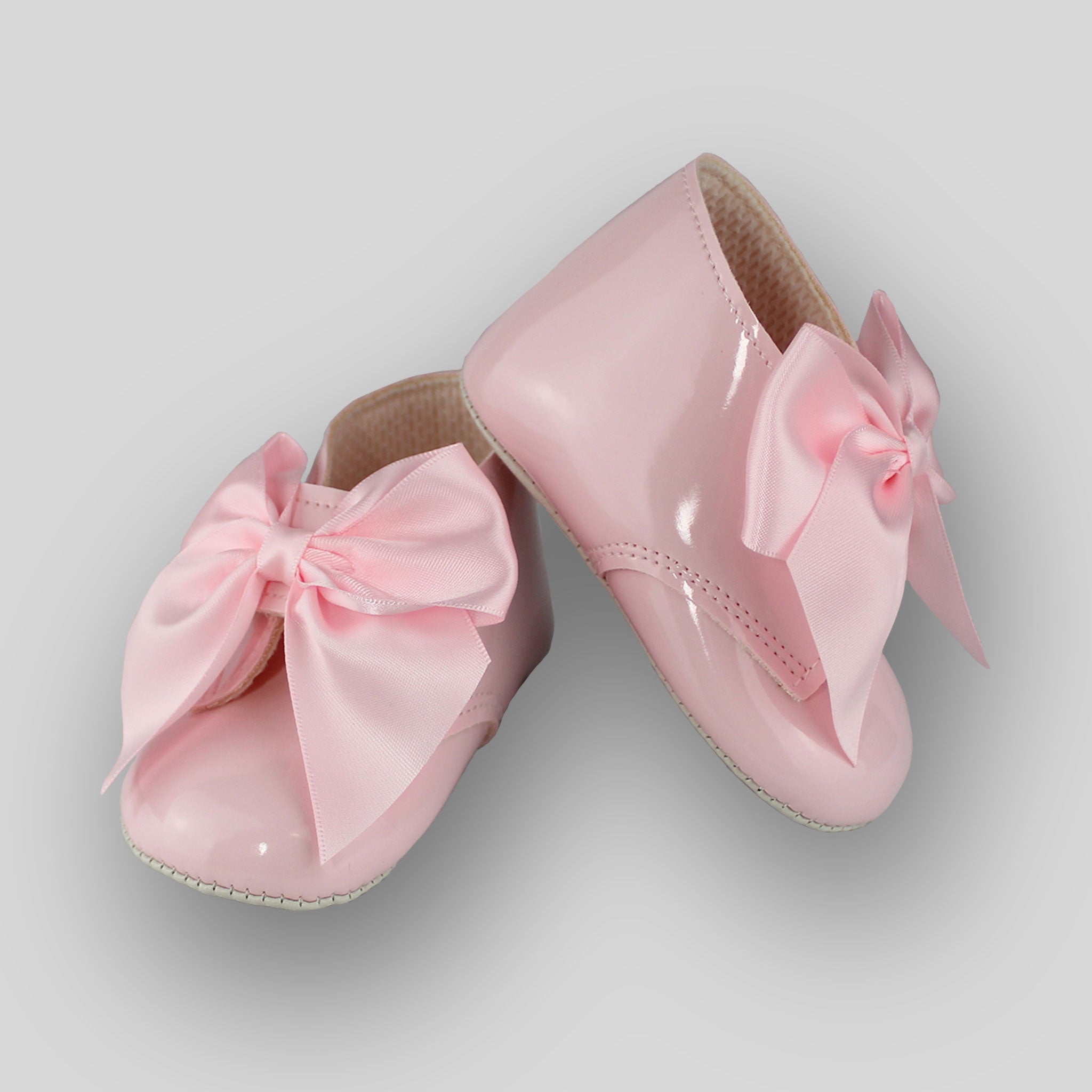 baby girls pink bow shoes